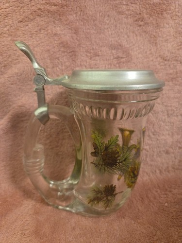 Bierkrug mit zinndeckel aus - ,